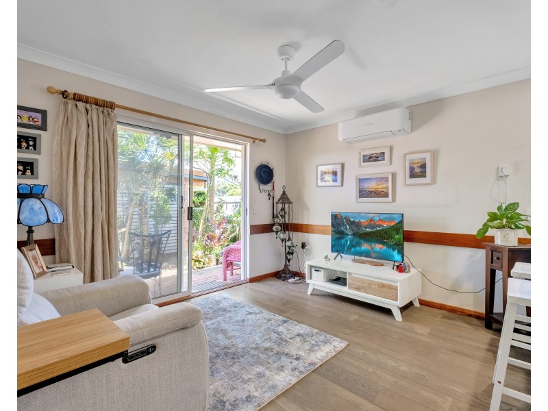 1/954-956 David Low Way, Marcoola QLD 4564