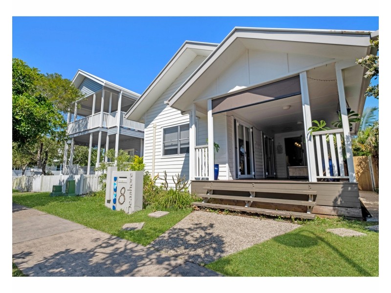 8 Seashore Street, Marcoola QLD 4564
