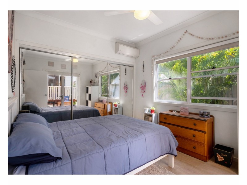 8 Seashore Street, Marcoola QLD 4564