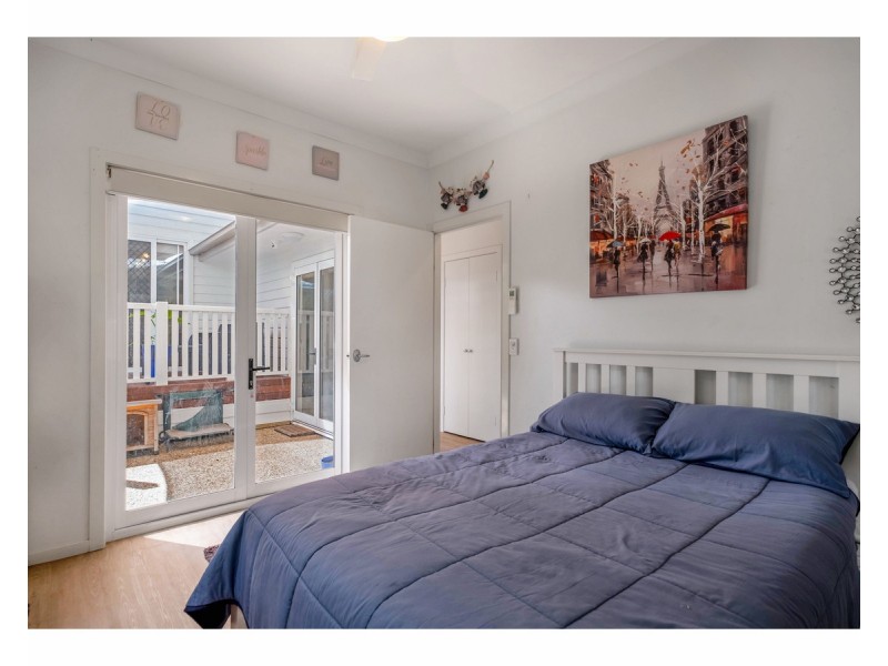 8 Seashore Street, Marcoola QLD 4564