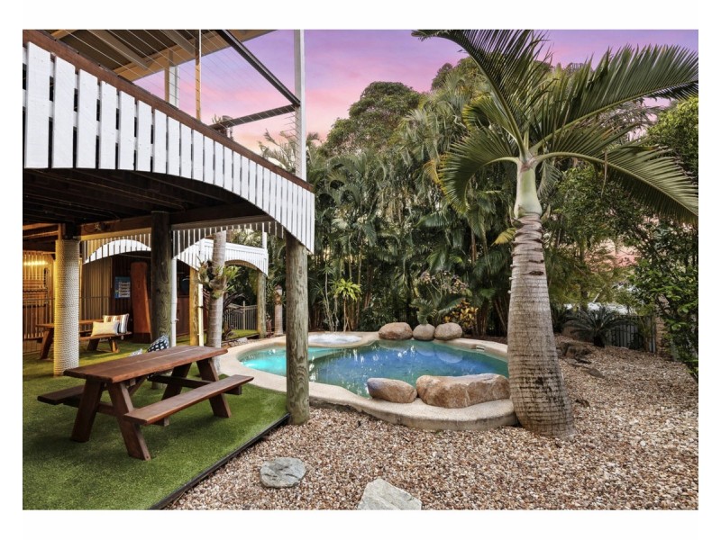 14 Marakari Crescent, Mount Coolum QLD 4573