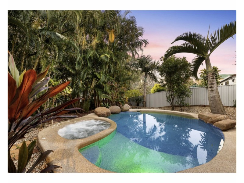 14 Marakari Crescent, Mount Coolum QLD 4573