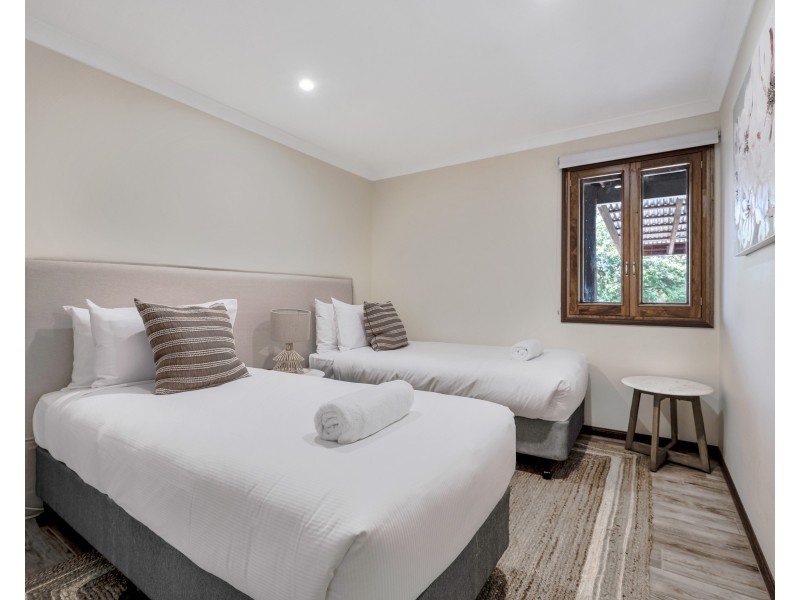 14 Marakari Crescent, Mount Coolum QLD 4573