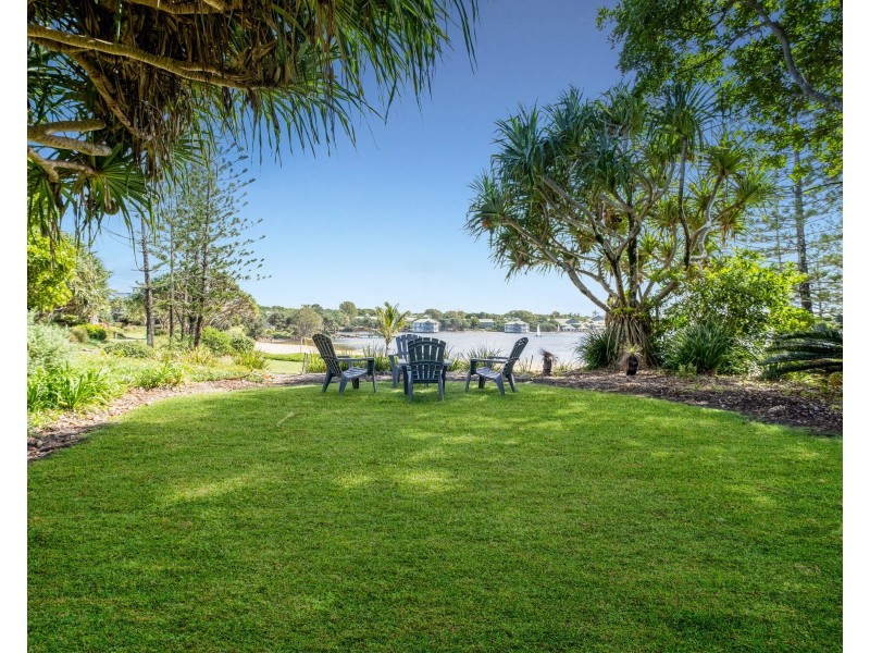 124/80 North Shore Road, Twin Waters QLD 4564