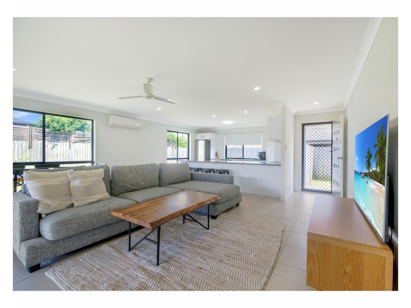 1/37 Ruby Crescent, Meridan Plains QLD 4551