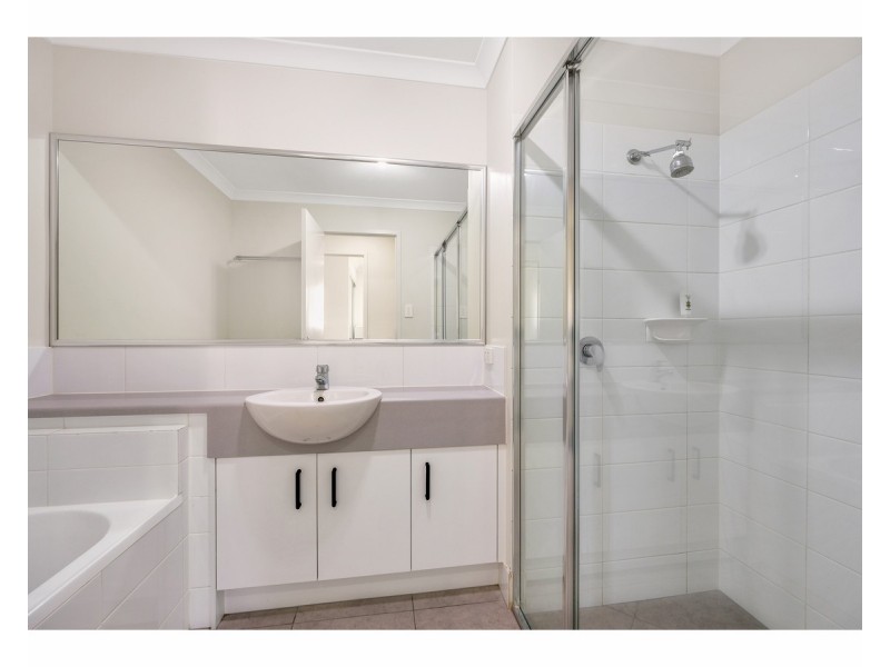 1/37 Ruby Crescent, Meridan Plains QLD 4551