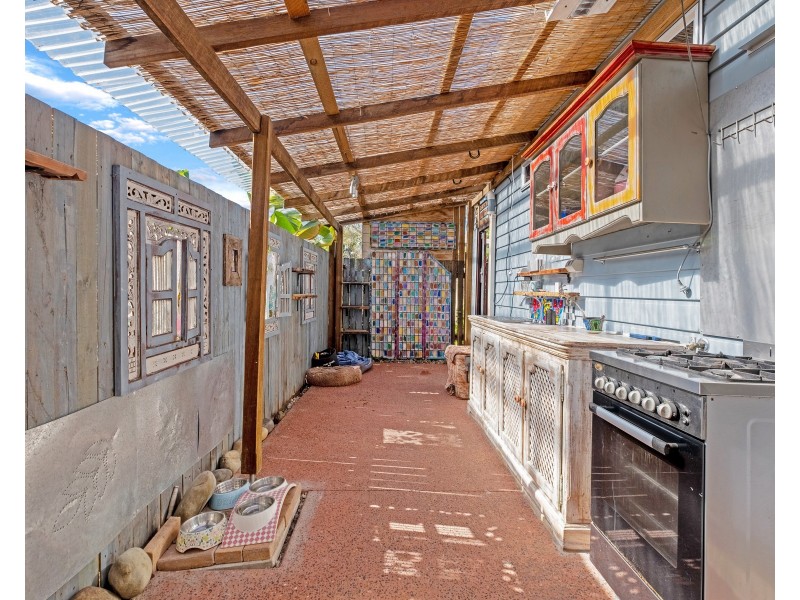 42 Cupania Street, Mudjimba QLD 4564