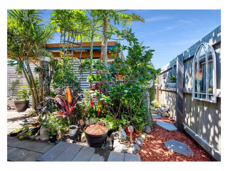 1/954-956 David Low Way, Marcoola QLD 4564