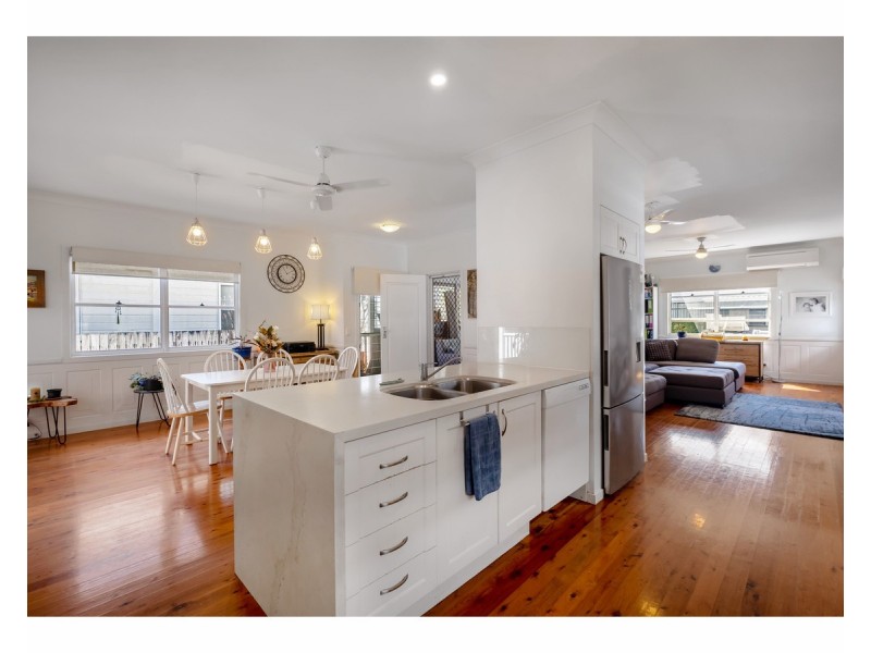 8 Seashore Street, Marcoola QLD 4564