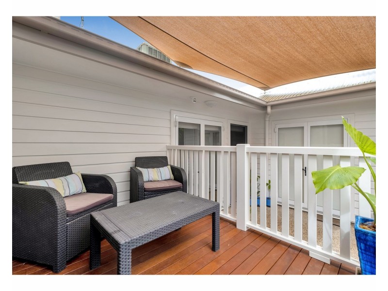 8 Seashore Street, Marcoola QLD 4564