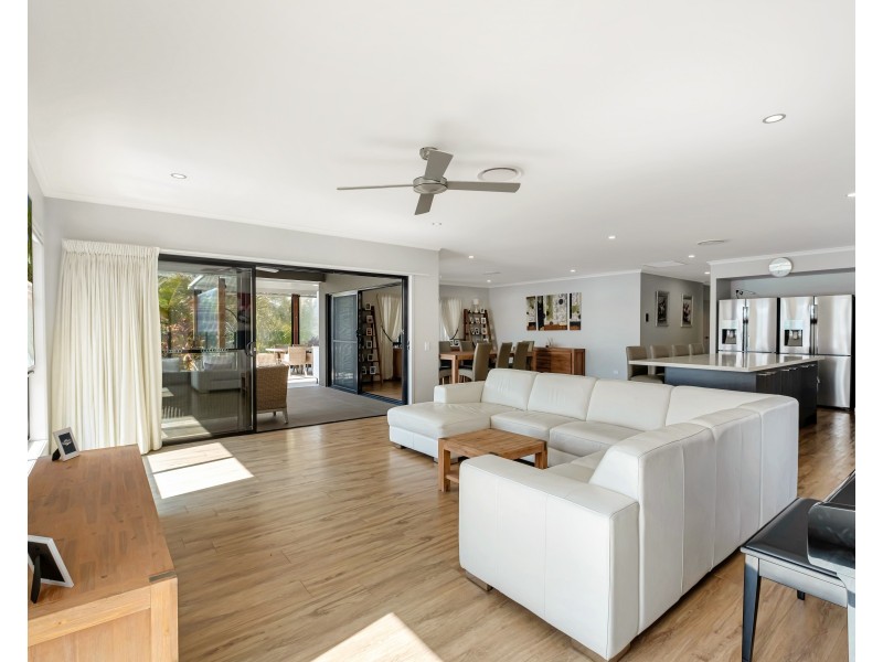 13 River Edge Court, Twin Waters QLD 4564