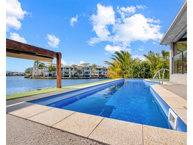 13 River Edge Court, Twin Waters QLD 4564