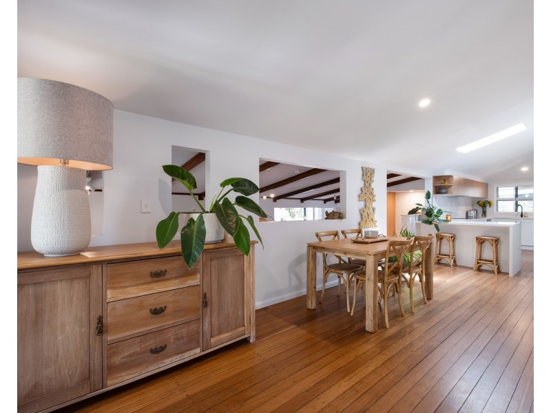 24 Sycamore Street, Mudjimba QLD 4564