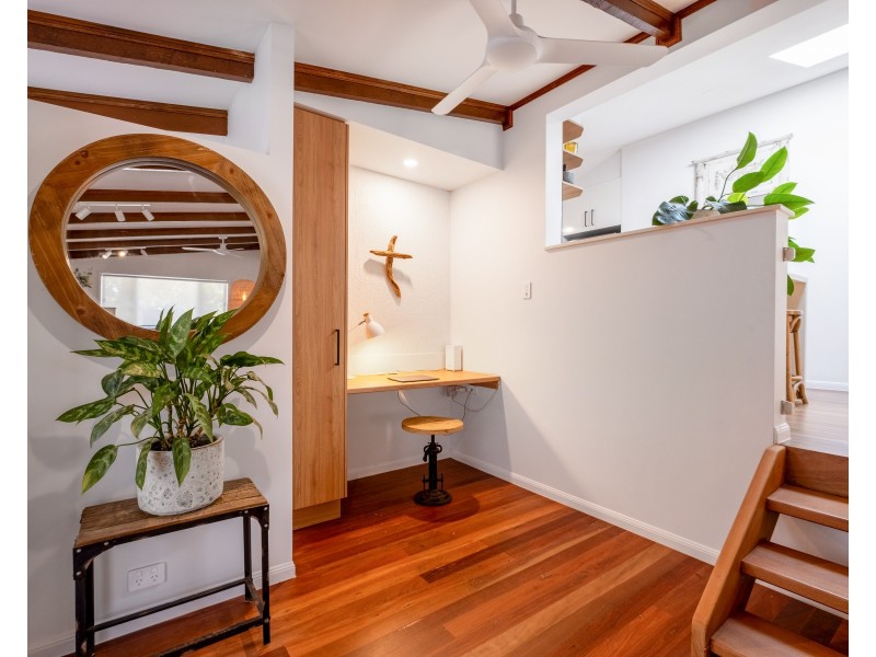 24 Sycamore Street, Mudjimba QLD 4564
