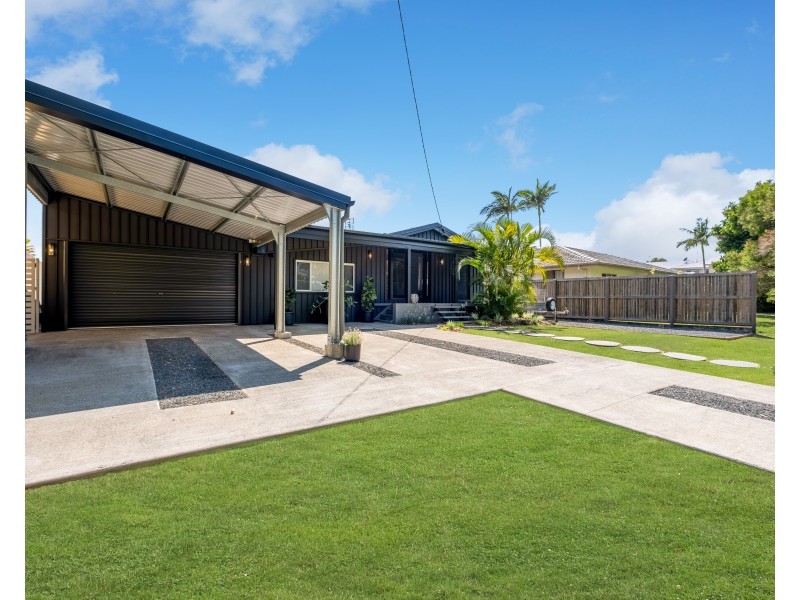 24 Sycamore Street, Mudjimba QLD 4564