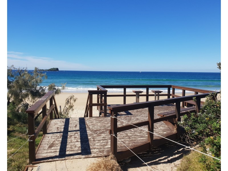 24 Sycamore Street, Mudjimba QLD 4564