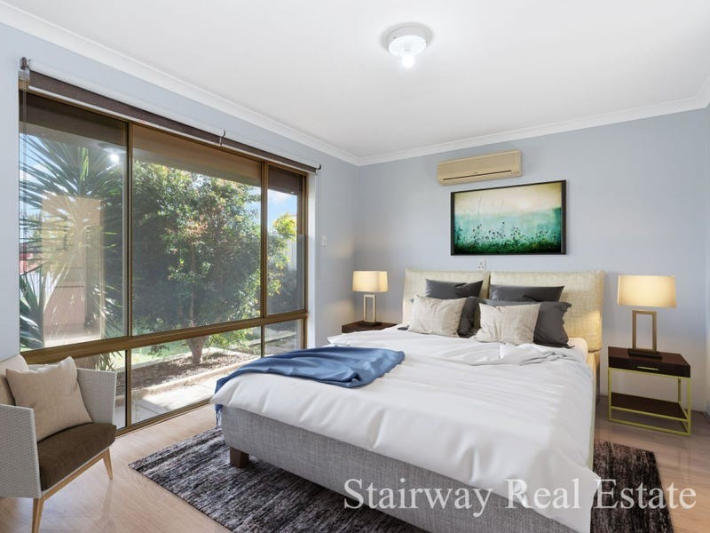 76 Westgate way, Marangaroo WA 6064