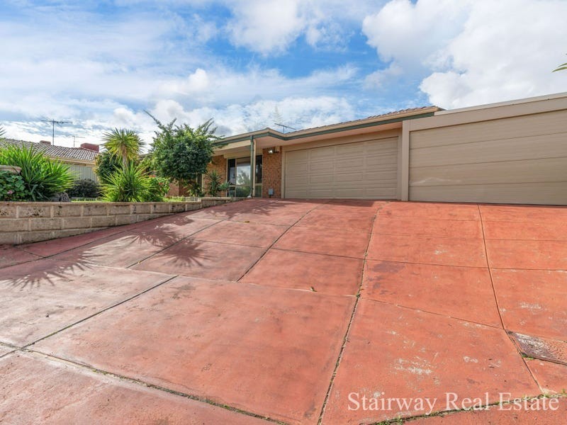76 Westgate way, Marangaroo WA 6064