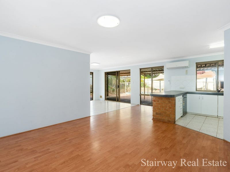 76 Westgate way, Marangaroo WA 6064