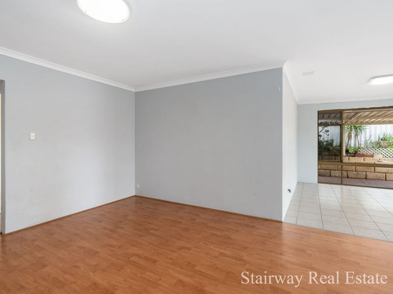 76 Westgate way, Marangaroo WA 6064