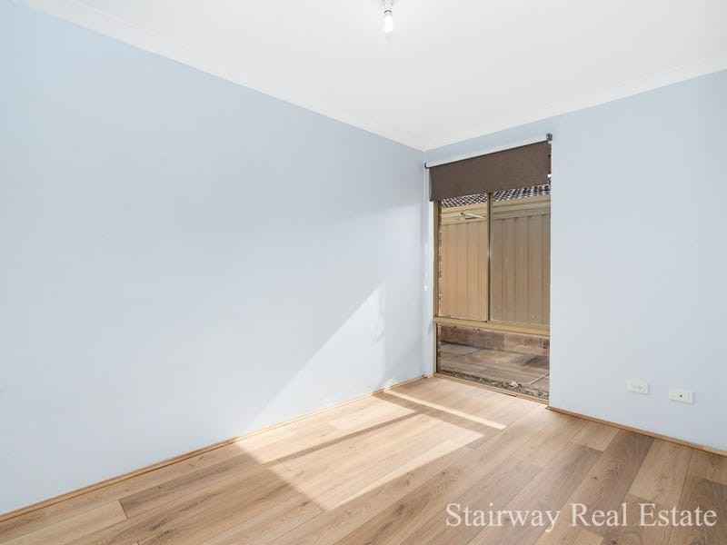 76 Westgate way, Marangaroo WA 6064