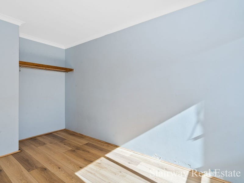 76 Westgate way, Marangaroo WA 6064