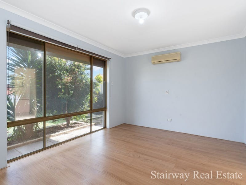 76 Westgate way, Marangaroo WA 6064