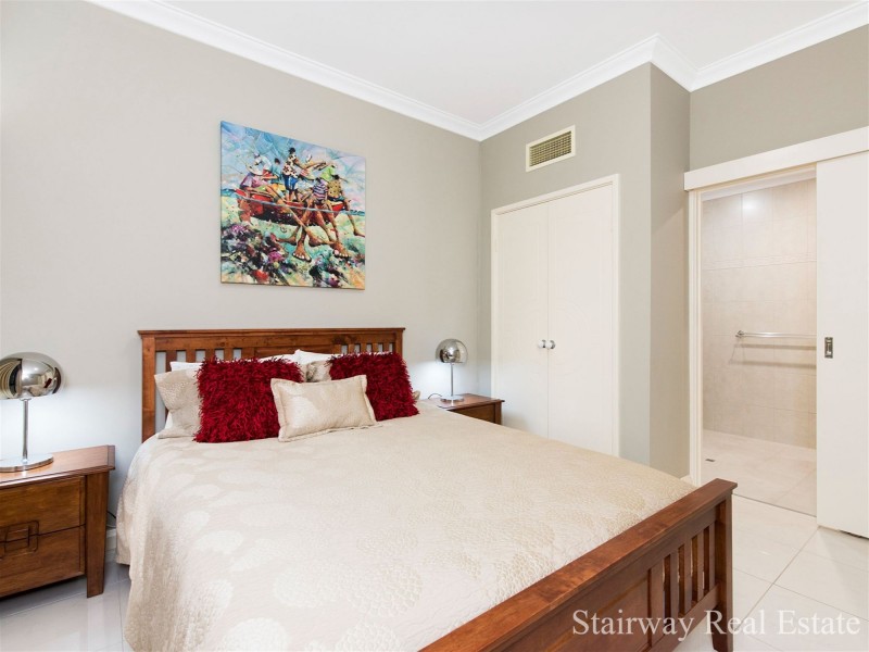 23 Tidewater Way, Ascot WA 6104