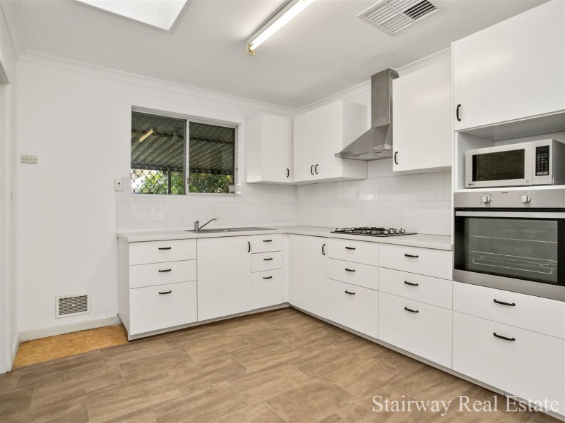 25 Gemini Way, Carlisle WA 6101