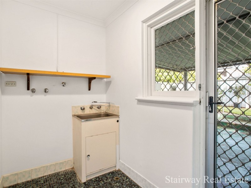 25 Gemini Way, Carlisle WA 6101