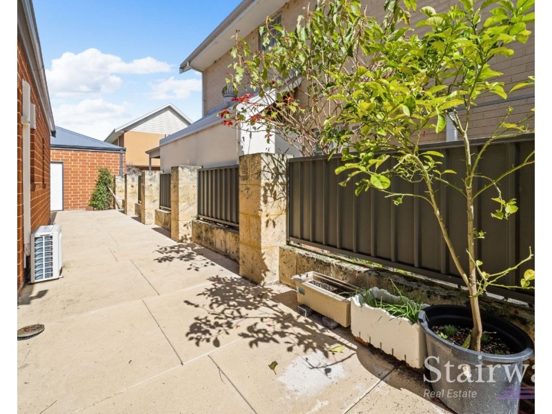 8 Waterway Crescent, Ascot WA 6104