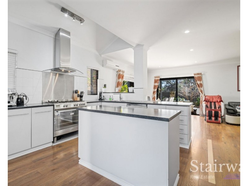 8 Waterway Crescent, Ascot WA 6104