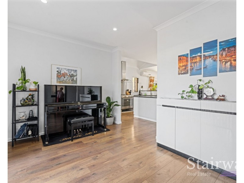 8 Waterway Crescent, Ascot WA 6104