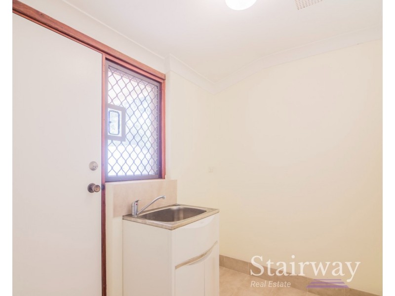 6 Manus Place, Parkwood WA 6147