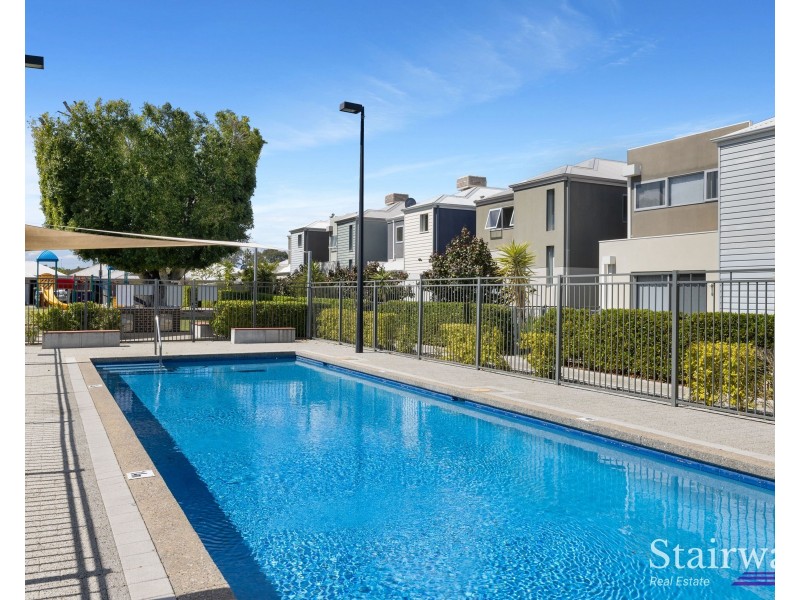 30/158 George Street, Queens Park WA 6107