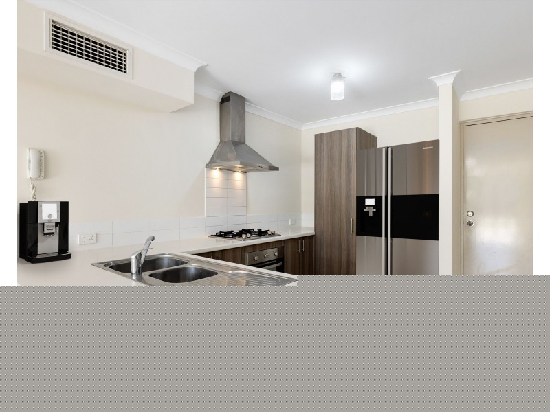30/158 George Street, Queens Park WA 6107