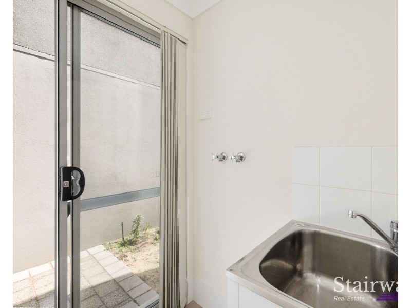 30/158 George Street, Queens Park WA 6107