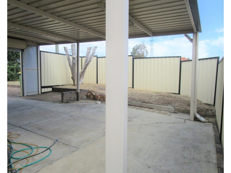 42 Hartley Street, Coolbellup WA 6163