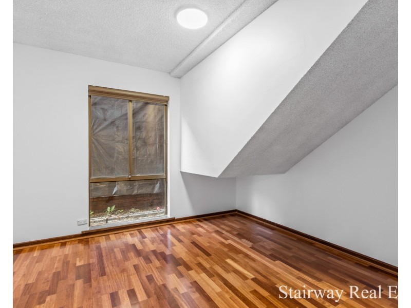 6 Avery Court, Booragoon WA 6154