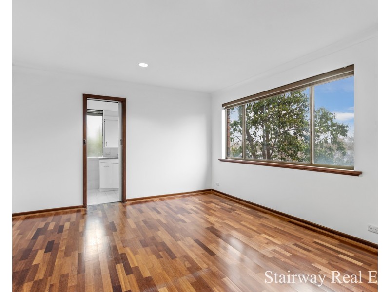 6 Avery Court, Booragoon WA 6154