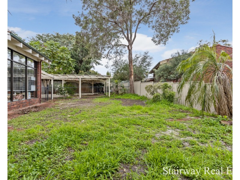 6 Avery Court, Booragoon WA 6154