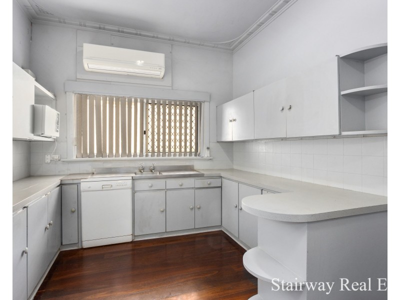 16 Maple Street, Lathlain WA 6100