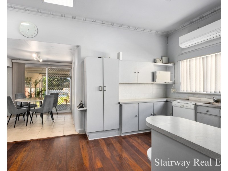 16 Maple Street, Lathlain WA 6100