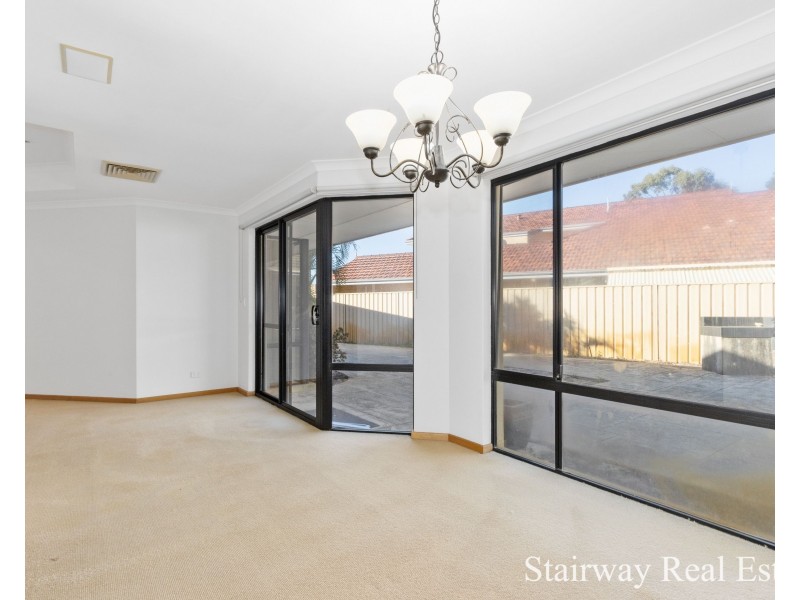 10 Illawarra Crescent, Canning Vale WA 6155