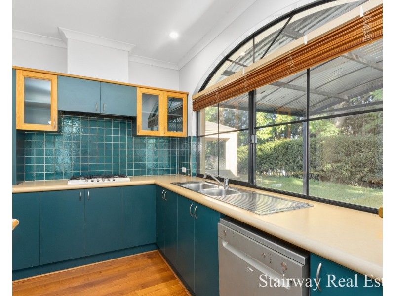 10 Illawarra Crescent, Canning Vale WA 6155