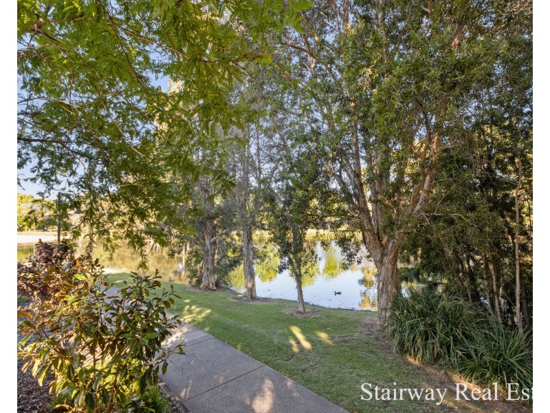 10 Illawarra Crescent, Canning Vale WA 6155