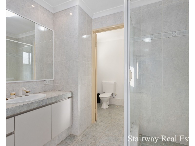 10 Illawarra Crescent, Canning Vale WA 6155