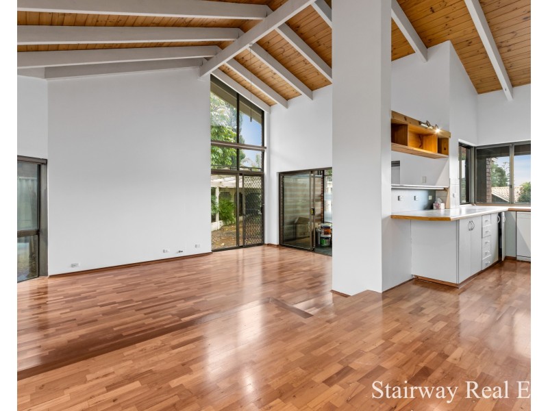 6 Avery Court, Booragoon WA 6154