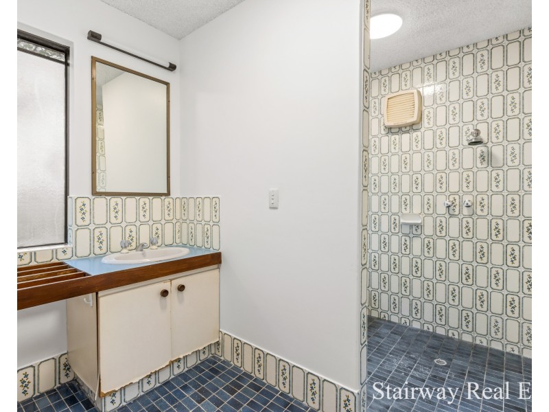 6 Avery Court, Booragoon WA 6154