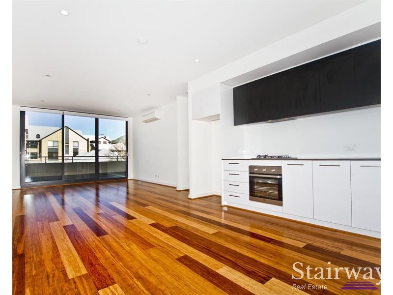 10/2 Marina Drive, Ascot WA 6104